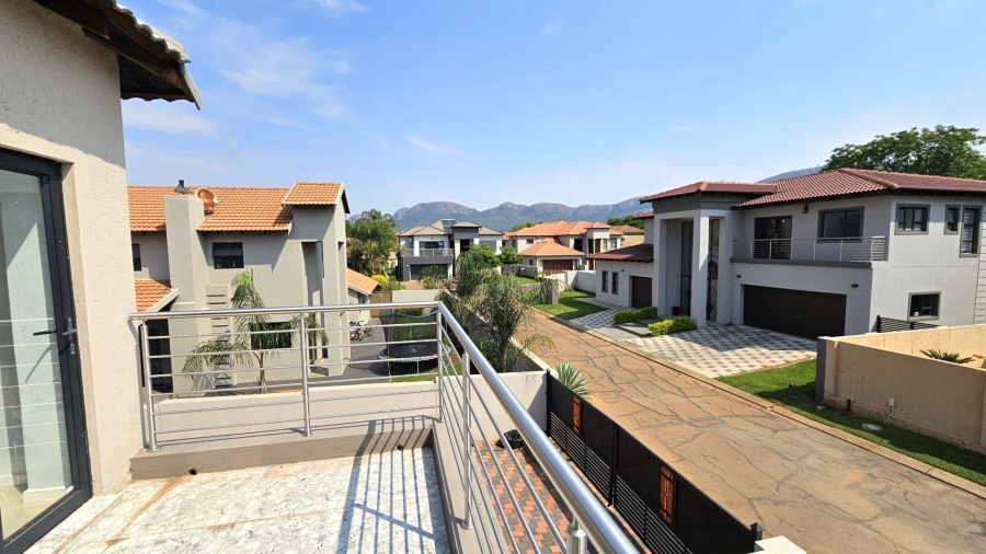 5 Bedroom Property for Sale in Melodie North West